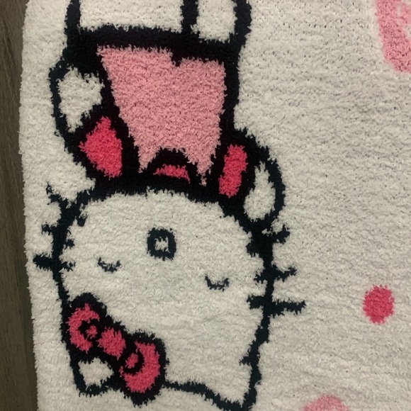 New Hello Kitty Pink Daisy & Bow 50" x 70" Super Soft Throw Blanket New With Tag